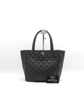 Chanel Tote Icon Line